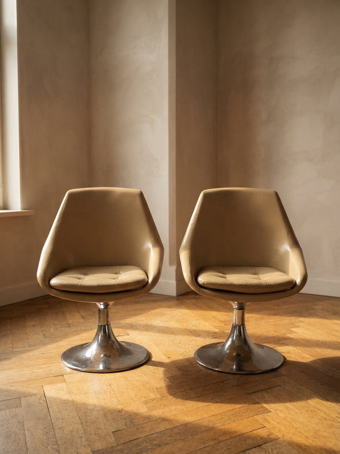 Pair of Beige Swivel Chairs with Chrome Pedestal Bases, France, 1970s, 82 × 55 × 45 cm