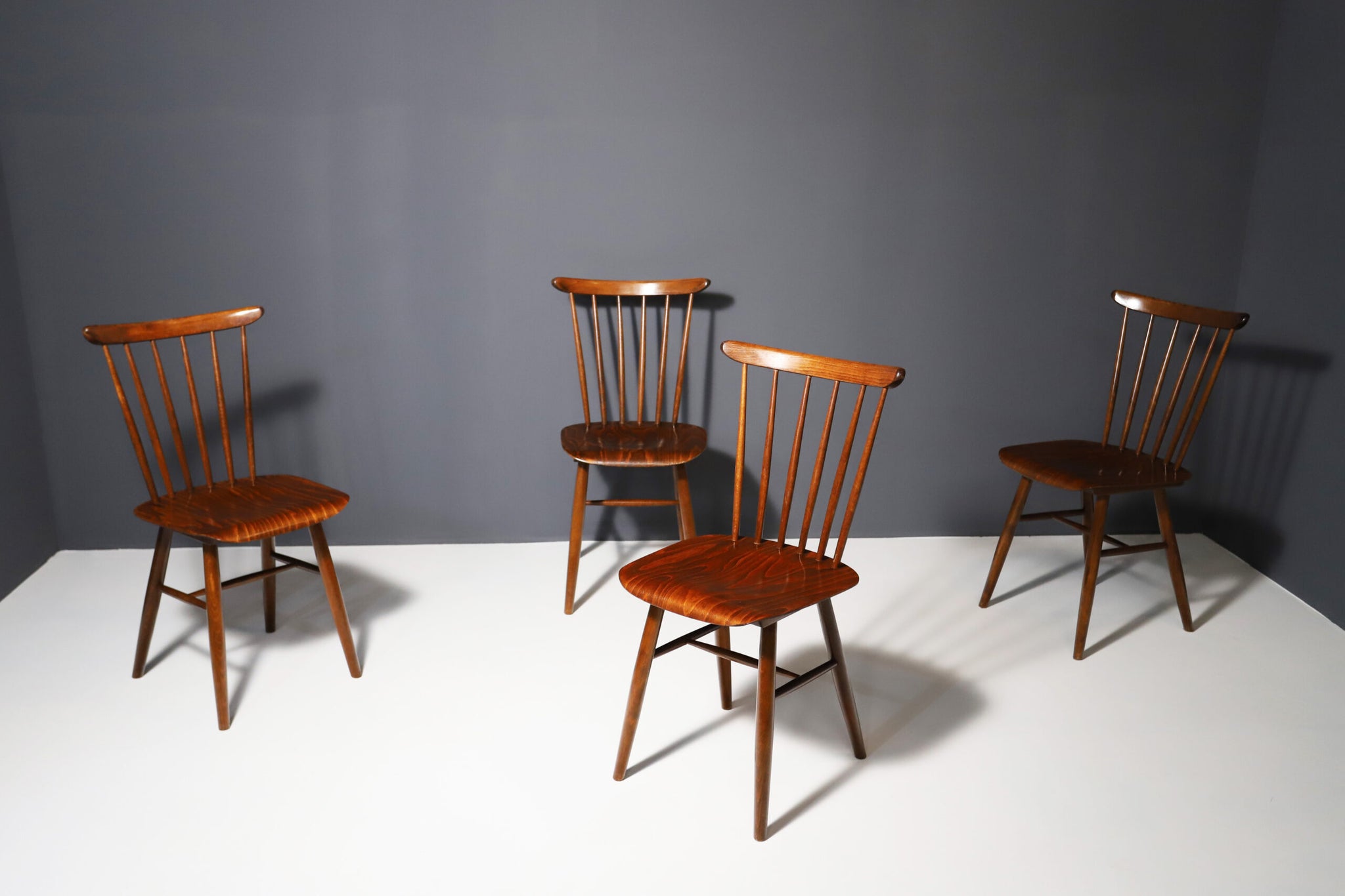 TON Factory in Byst\uc0\u345 ice