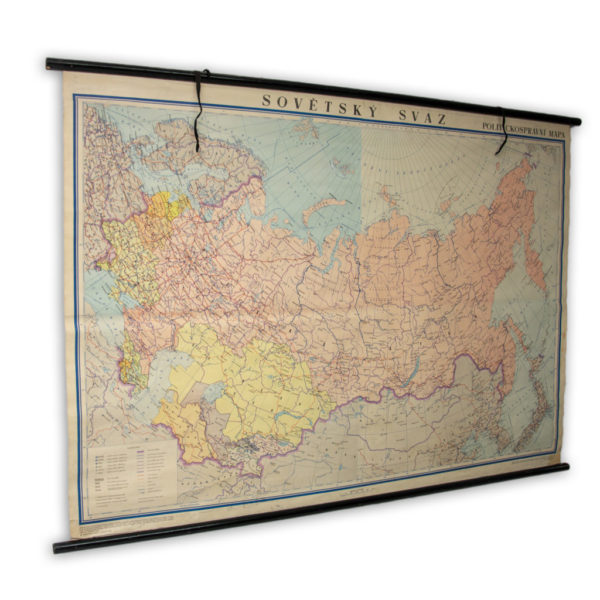Czechoslovak Vintage school maps of Soviet Union, 1960