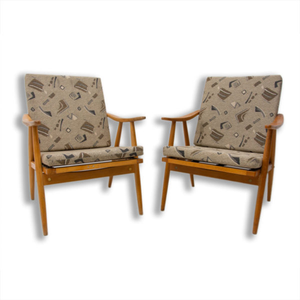 Pair of midcentury armchairs by Jaroslav Šmídek for TON, 1970´s