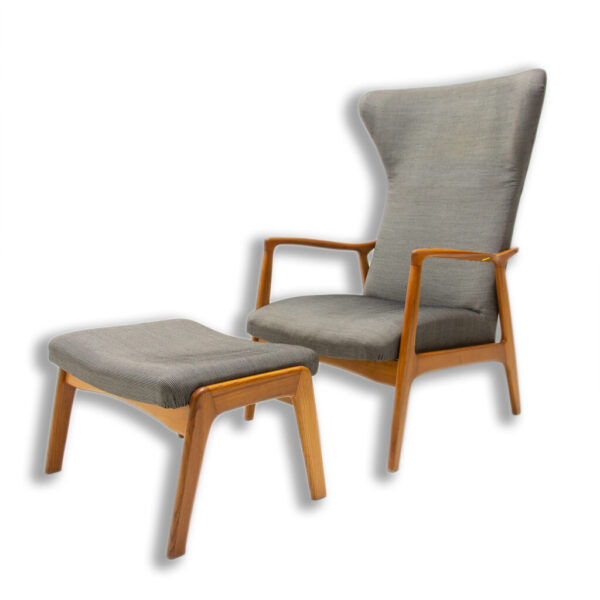Midcentury Scandinavian style Wingback chair with a pouffe by Krásna Jizba, 1960´s